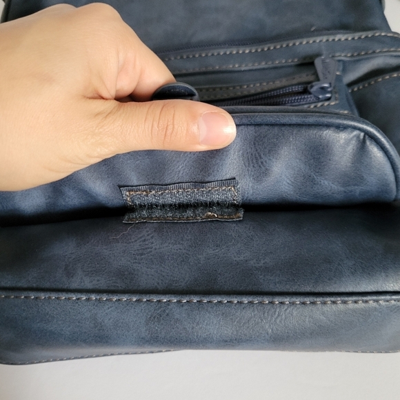 MultiSac Dark Blue Man Made Materials Multipocket Crossbody Purse - Picture 3 of 16